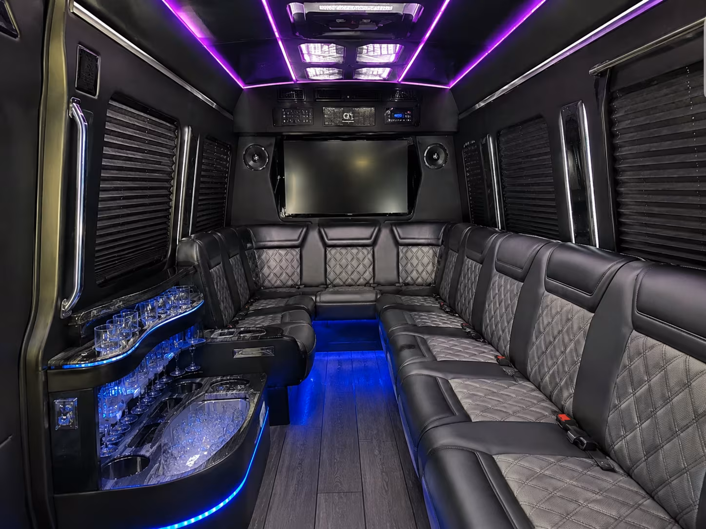 finding group transportation to orlando and theme parks has never been easier